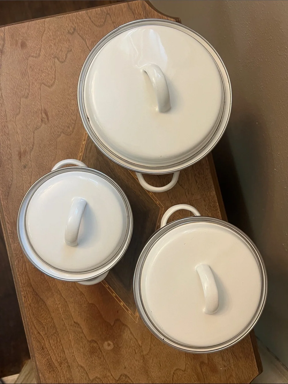 Set of three Vintage floral mini stockpots with lids